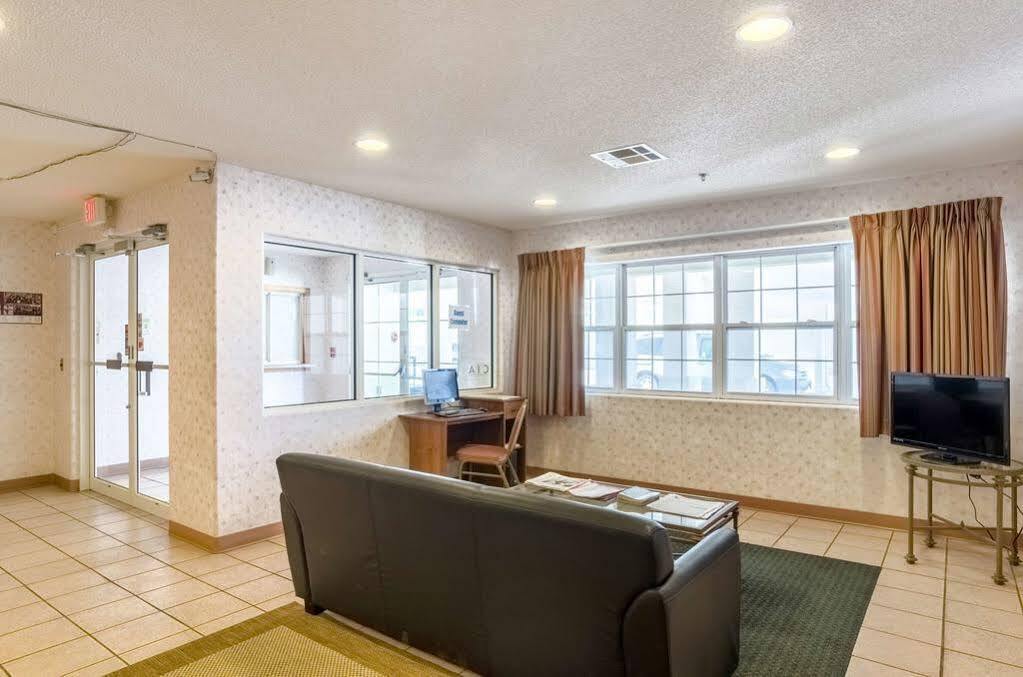 Travelodge By Wyndham Chadron Zewnętrze zdjęcie
